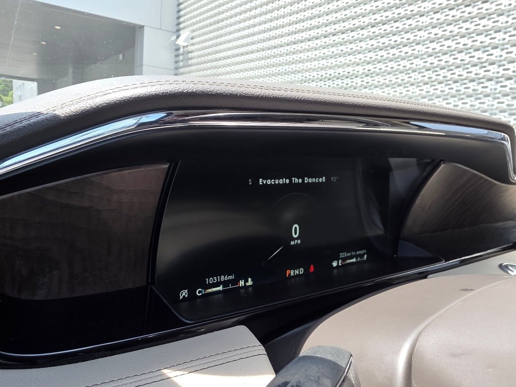 Used 2018 Lincoln Navigator L Select AWD/4WD image 36