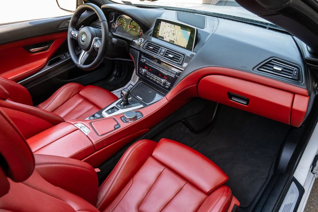 Used 2018 BMW M6 Convertible w/ Driving Assistance Package RWD image 30