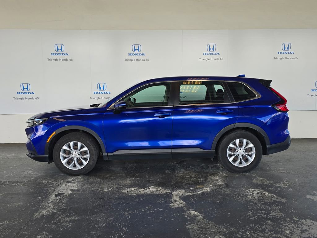 Used 2023 Honda CR-V LX image 3