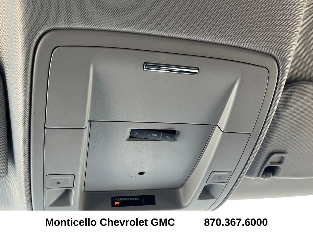 Used 2018 Chevrolet Silverado 1500 LT w/ All Star Edition image 21