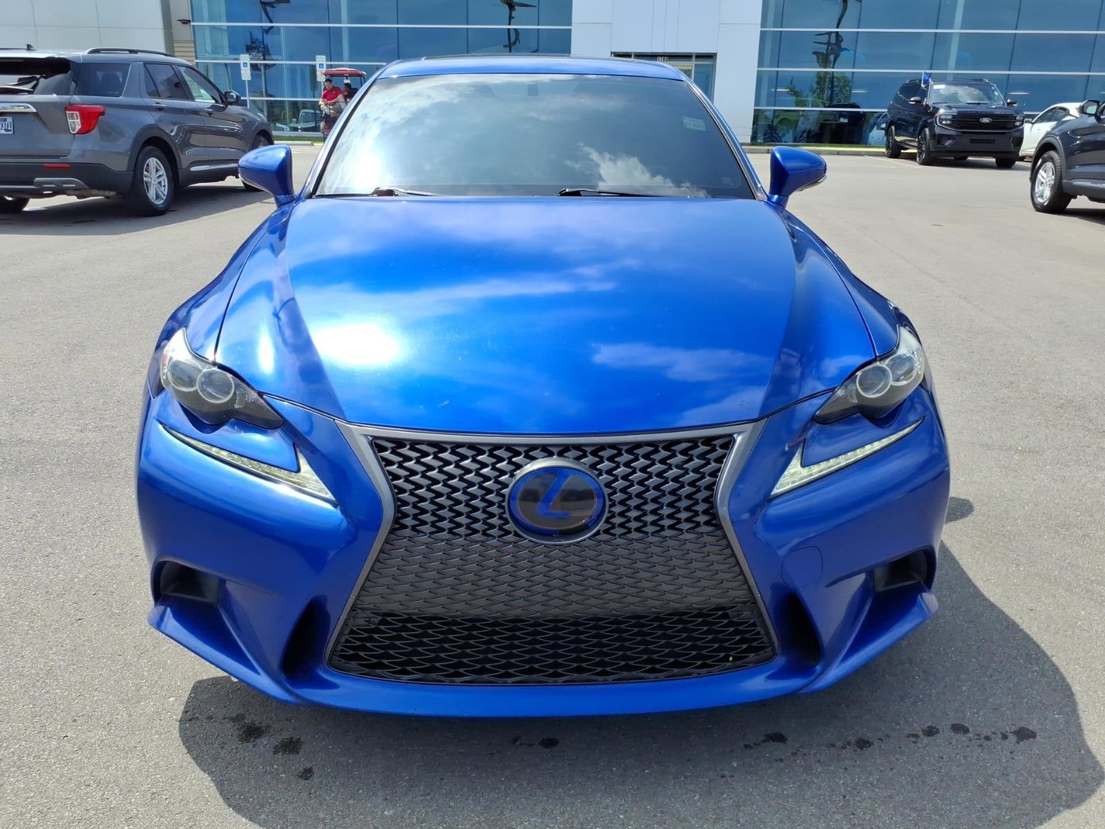 Used 2016 Lexus IS 200t RWD image 8