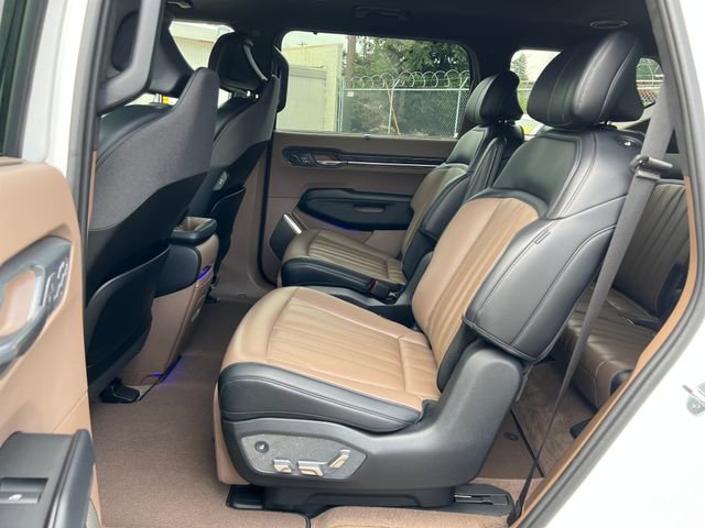 Used 2024 Kia EV9 GT-Line image 19