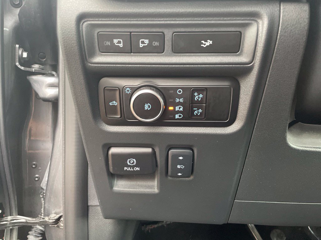 Certified 2024 Ford F150 Lariat w/ FX4 Off-Road Package AWD/4WD image 16