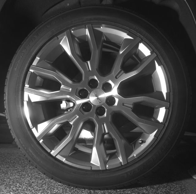 Used 2025 GMC Acadia Denali w/ Super Cruise Package FWD image 12
