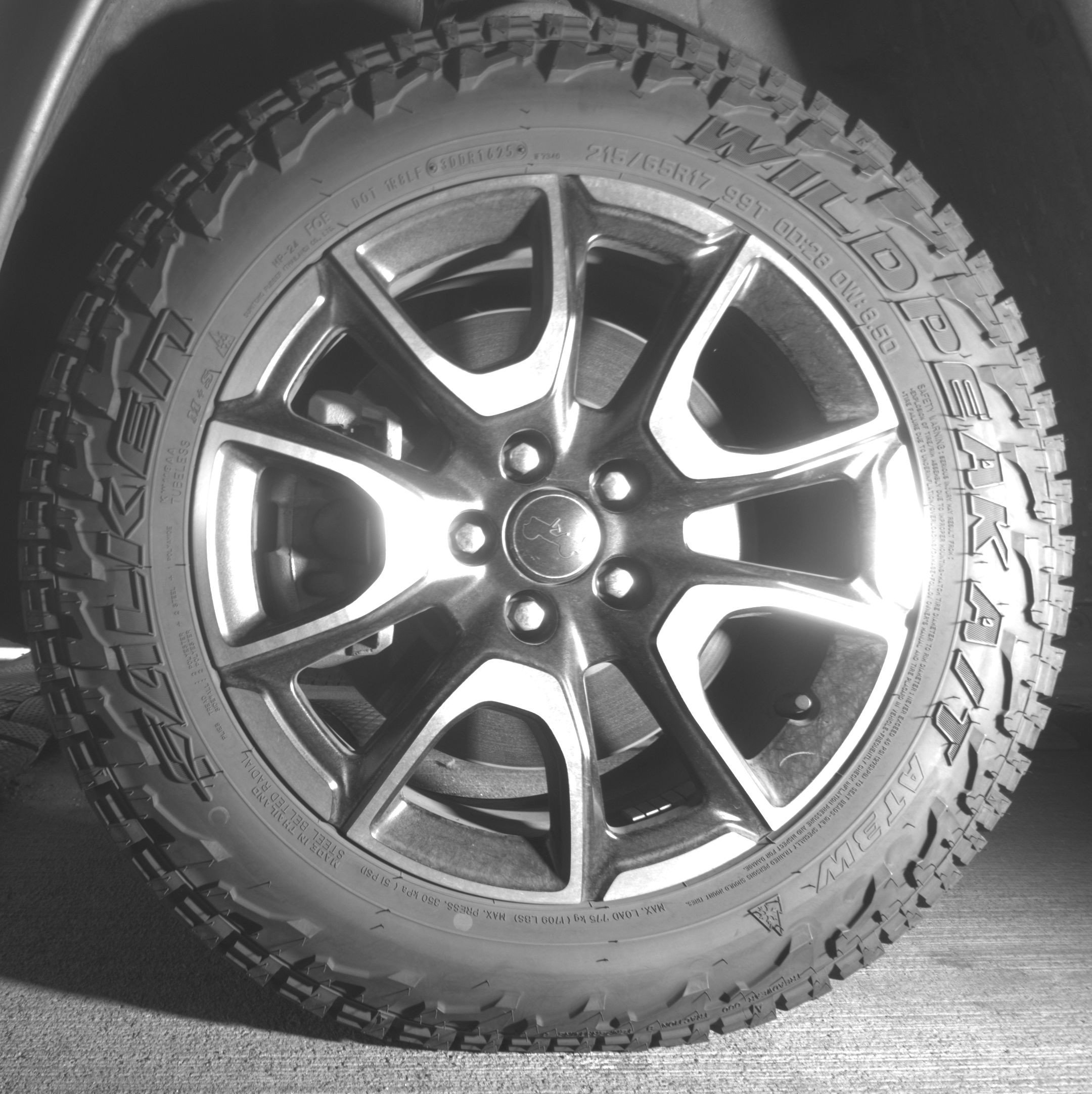 Used 2025 Jeep Compass Trailhawk image 12