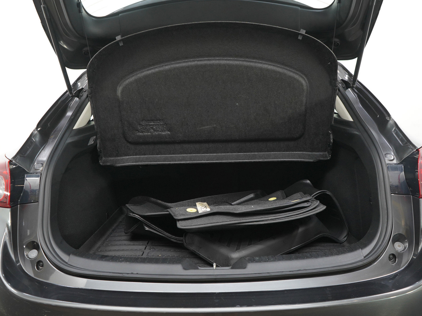 Used 2017 MAZDA MAZDA3 Touring FWD image 18