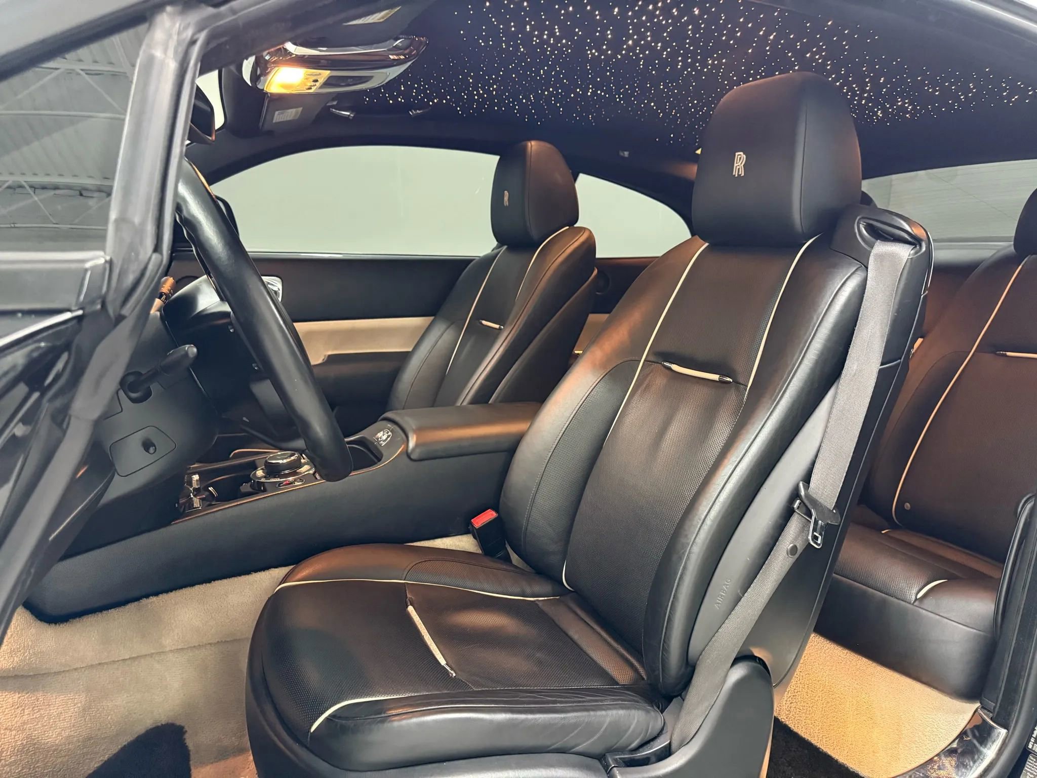 Used 2014 Rolls-Royce Wraith image 10
