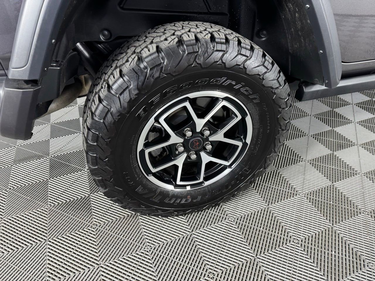 Used 2025 Jeep Wrangler Unlimited Rubicon image 34