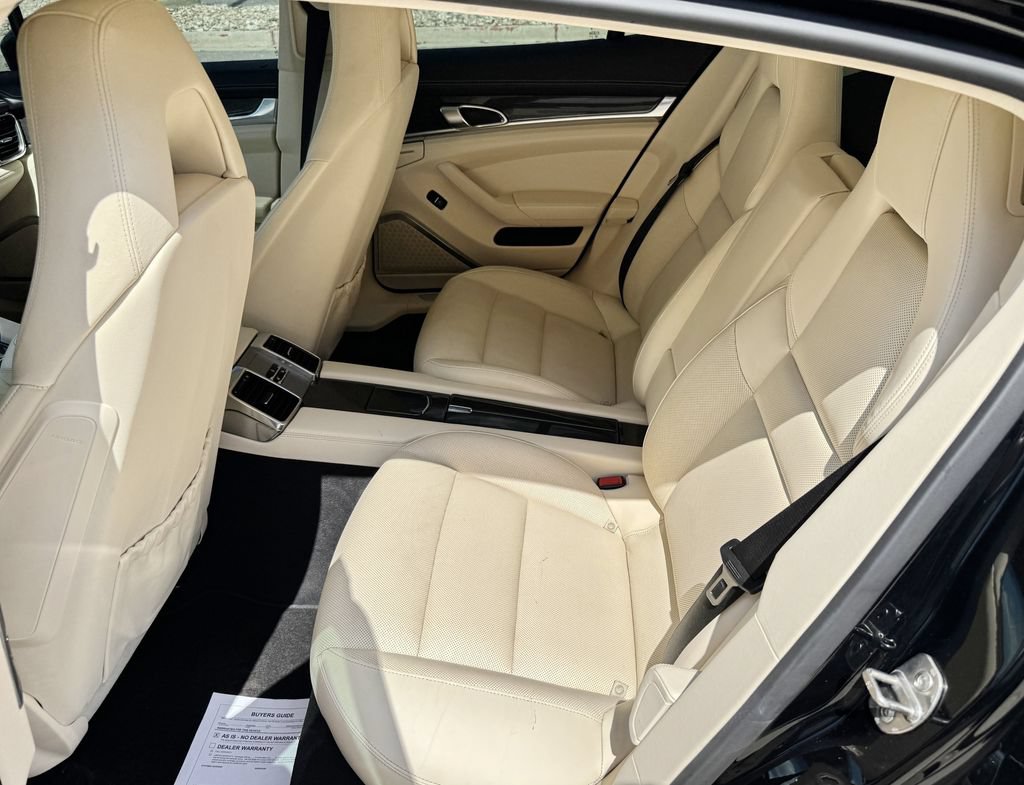 Used 2013 Porsche Panamera AWD/4WD image 27