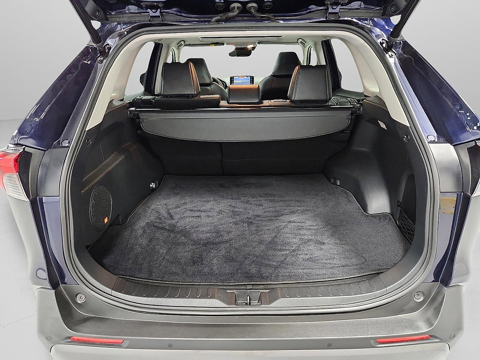 Certified 2021 Toyota RAV4 Limited AWD/4WD image 9