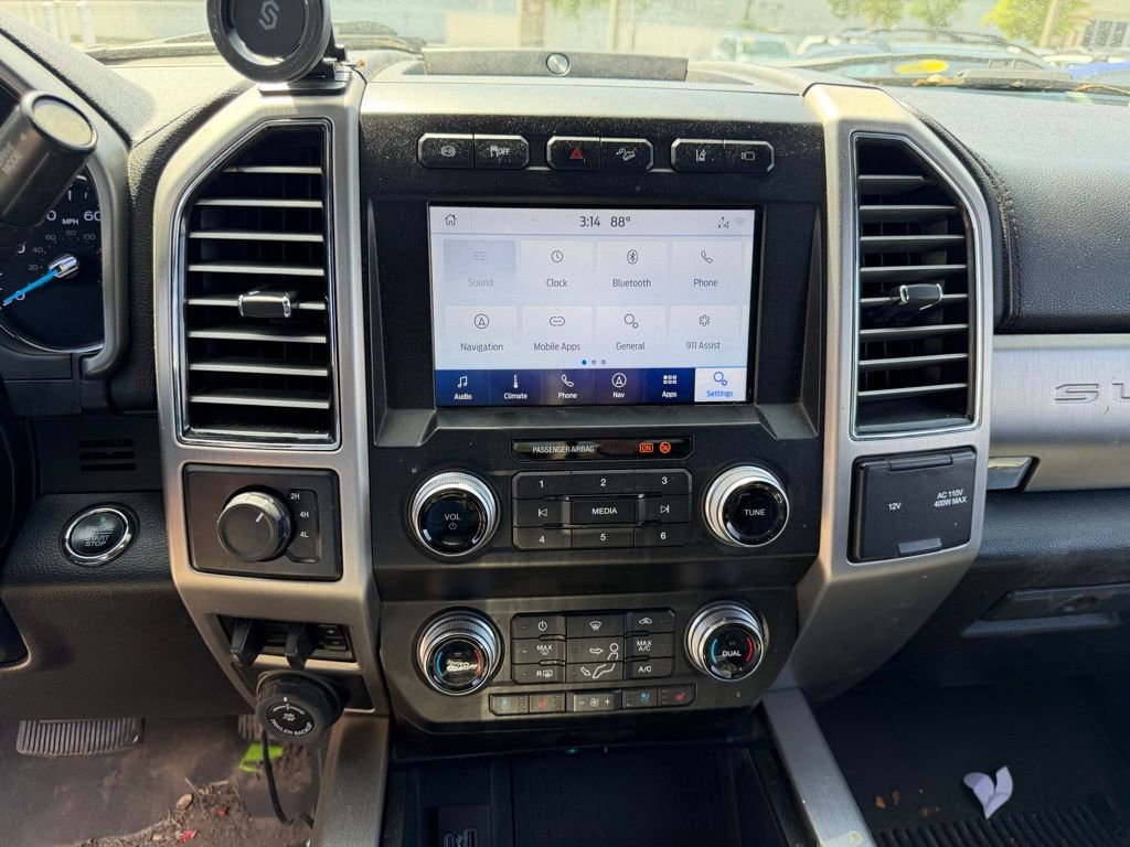 Used 2020 Ford F350 Platinum AWD/4WD image 25