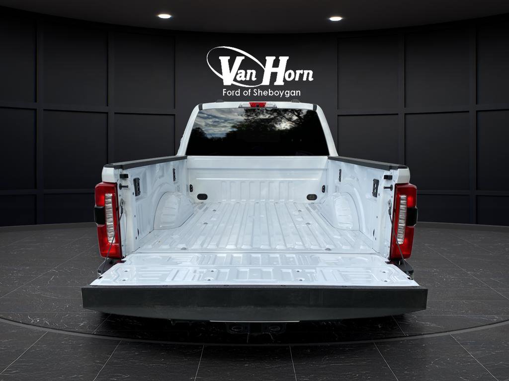 New 2026 Ford F250 Lariat w/ FX4 Off-Road Package image 16