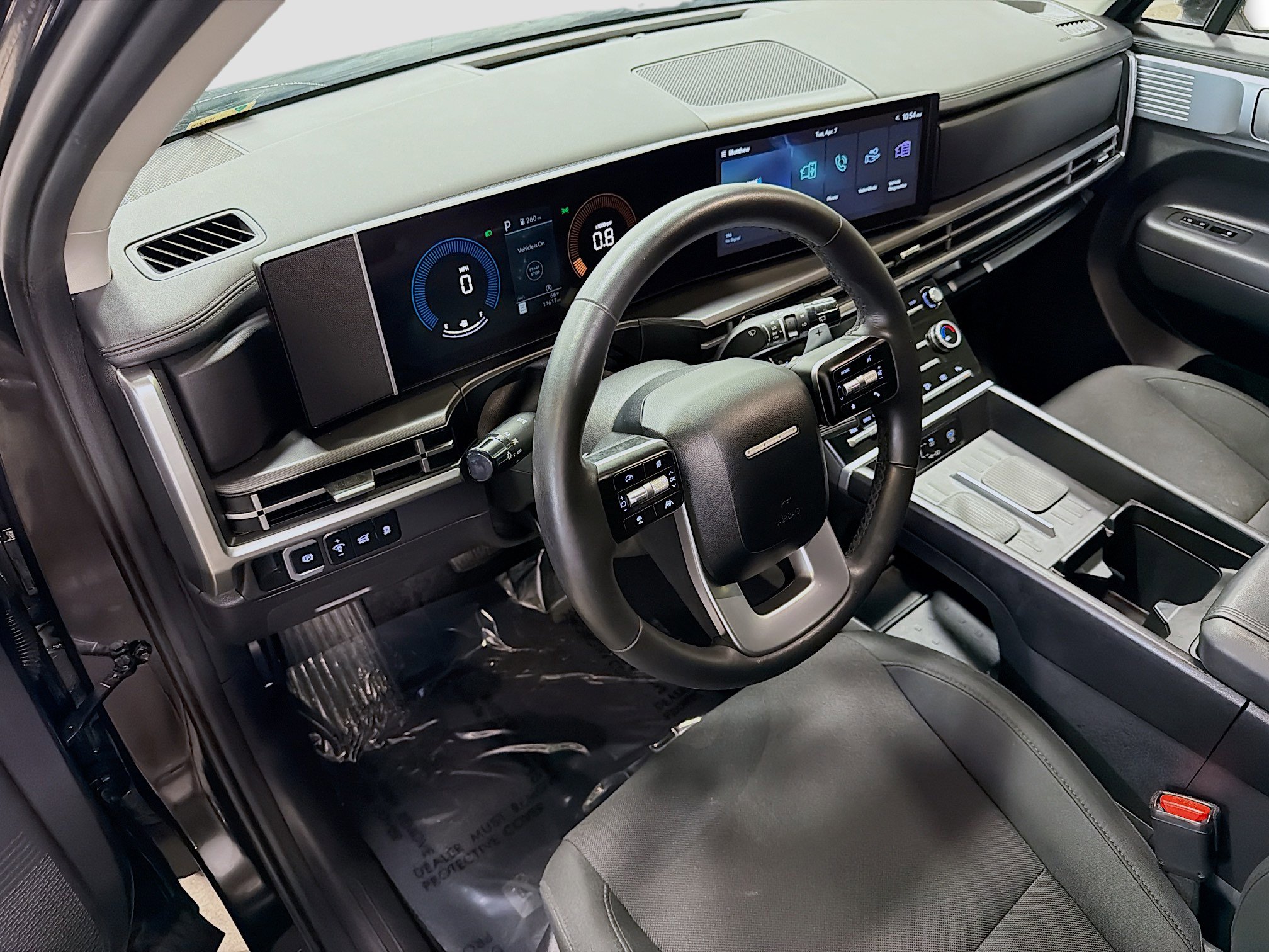 Used 2025 Hyundai Santa Fe SE AWD/4WD image 25