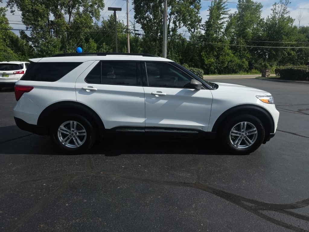 Used 2021 Ford Explorer XLT w/ Class III Trailer Tow Package AWD/4WD image 10