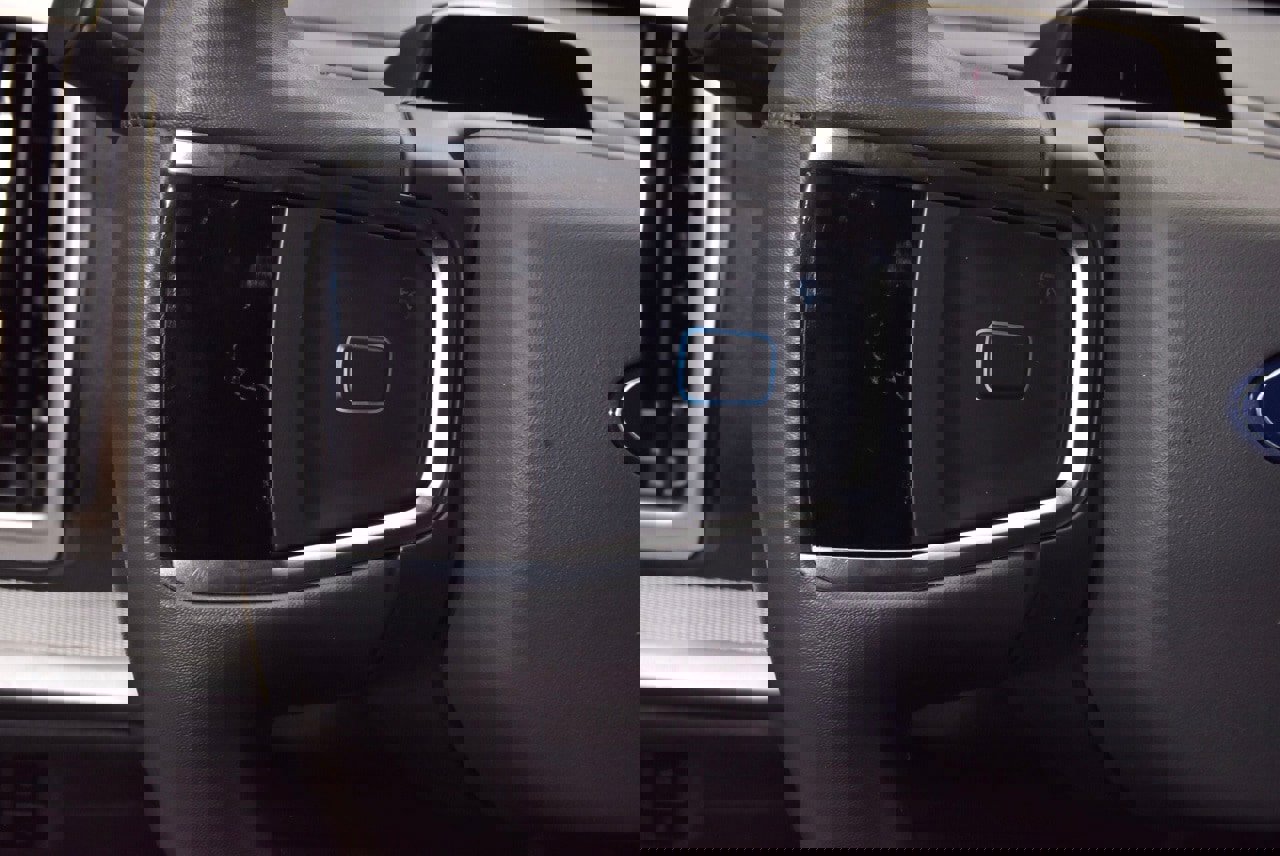 Certified 2025 Ford Expedition Active image 24