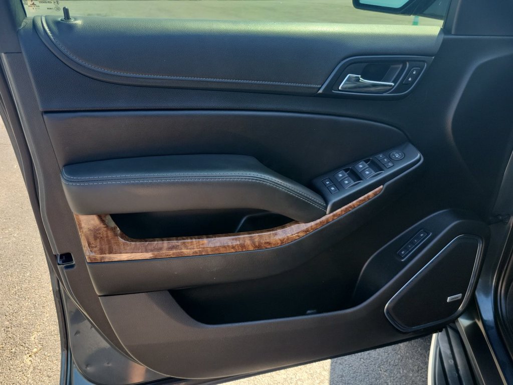 Certified 2019 Chevrolet Suburban Premier RWD image 23