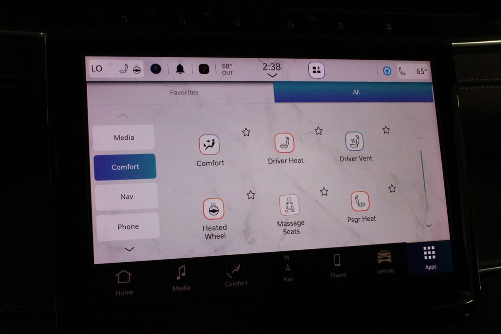 Used 2023 Jeep Grand Cherokee L Overland w/ Advanced Protech Group III image 46