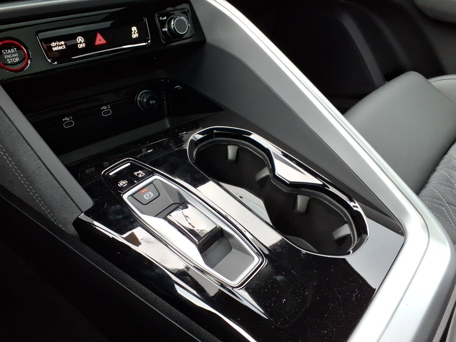 New 2025 Audi SQ5 Premium Plus image 18