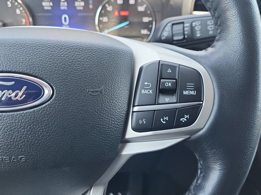 Used 2023 Ford Explorer XLT AWD/4WD image 27