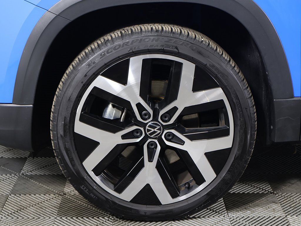 Used 2022 Volkswagen Taos SEL image 23