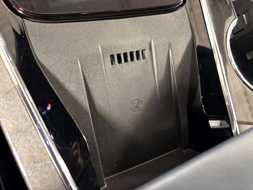 New 2025 Cadillac Escalade IQ Sport 2 image 40