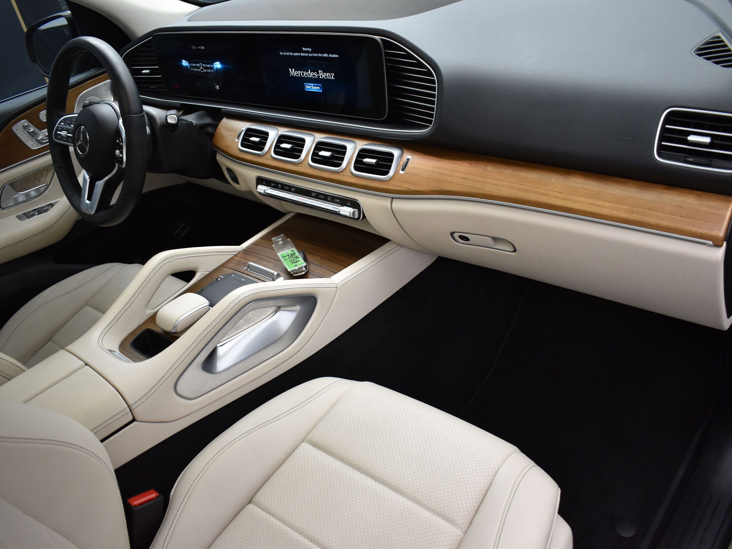 Used 2022 Mercedes-Benz GLE 350 4MATIC image 42