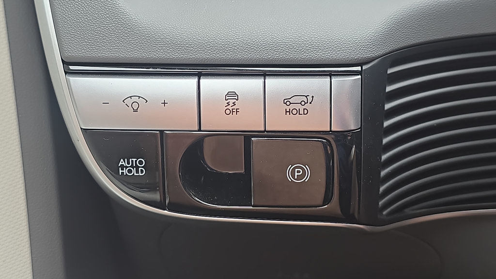 Certified 2024 Hyundai Ioniq 5 SEL AWD/4WD image 25