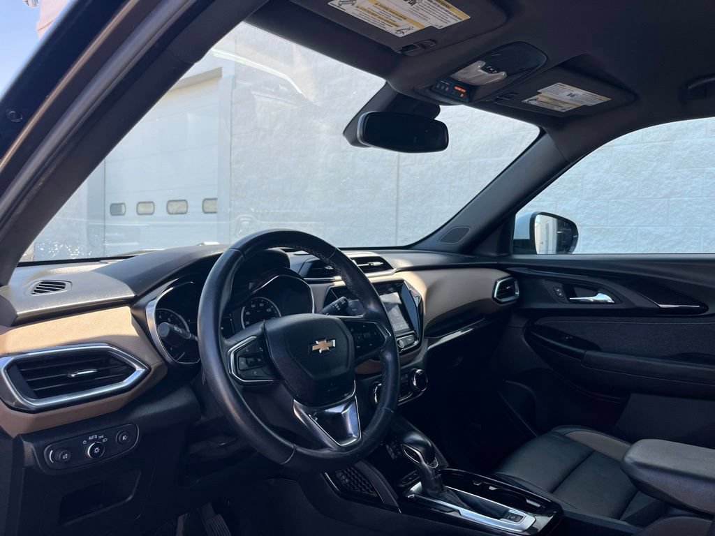 Used 2021 Chevrolet TrailBlazer ACTIV w/ Technology Package AWD/4WD image 9