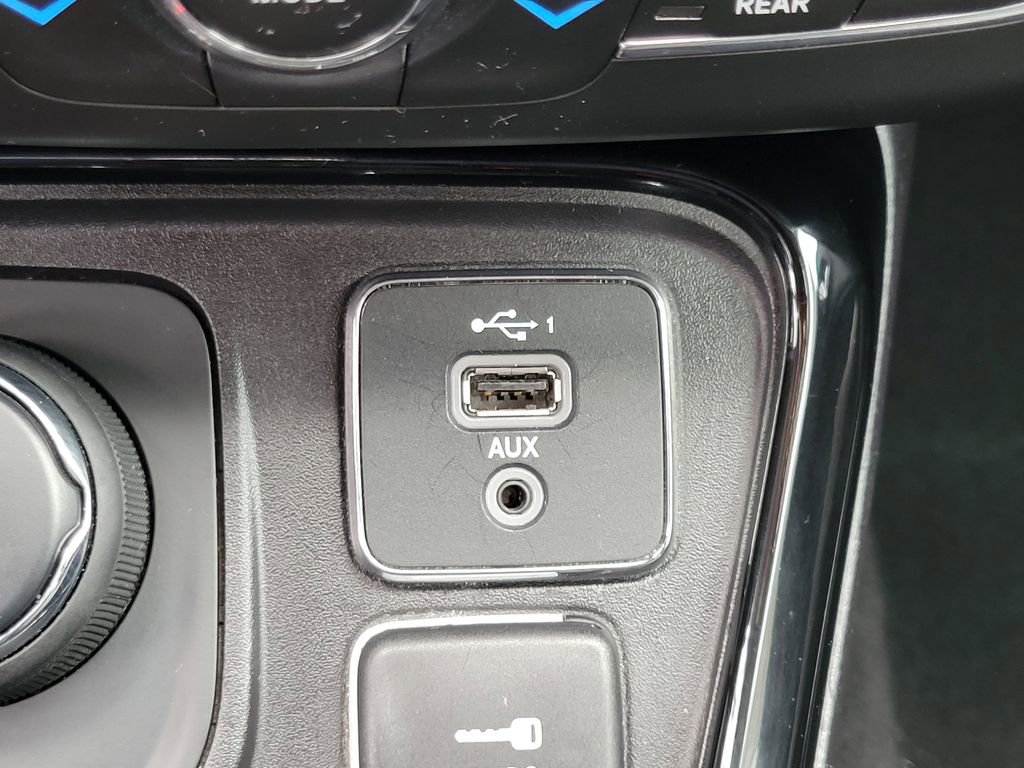 Used 2021 Jeep Compass Limited AWD/4WD image 13