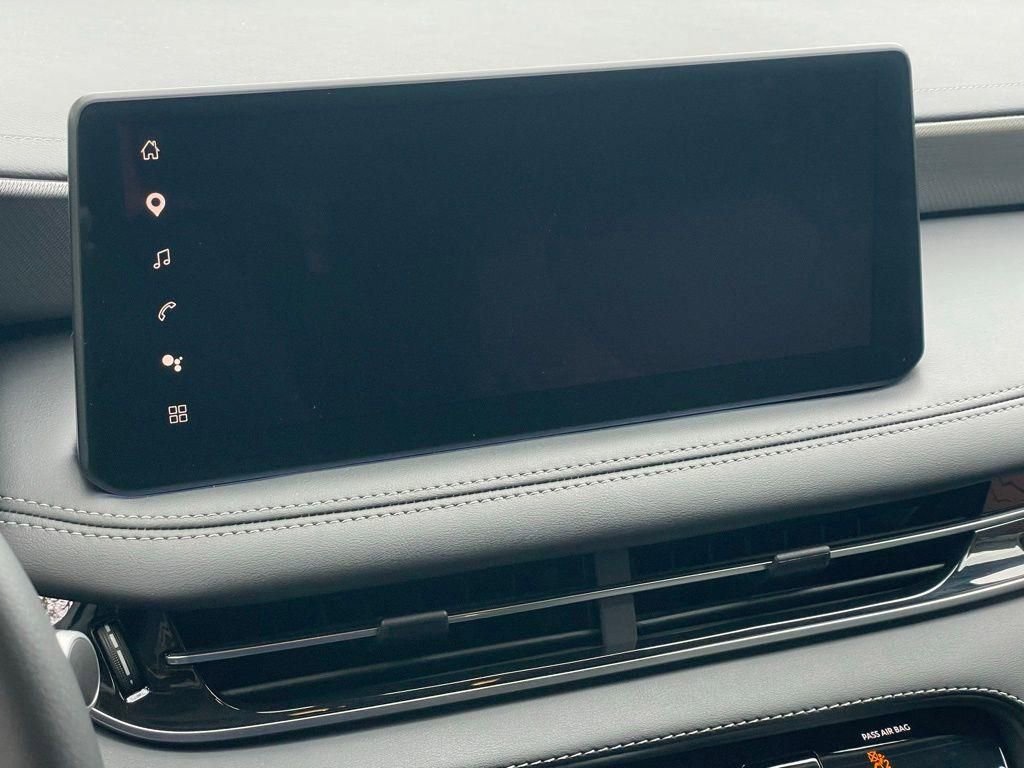 Used 2025 INFINITI QX60 Pure AWD/4WD image 15
