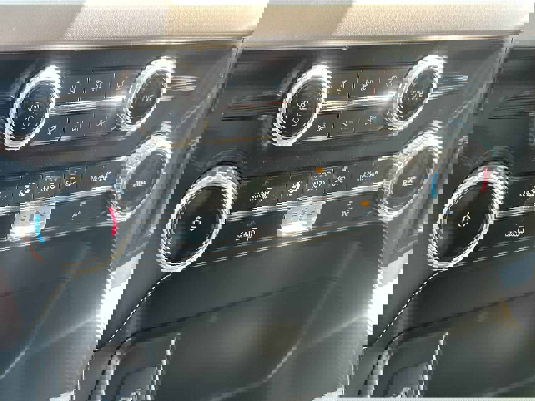 Used 2024 Ford F150 XLT w/ Mobile Office Package image 19