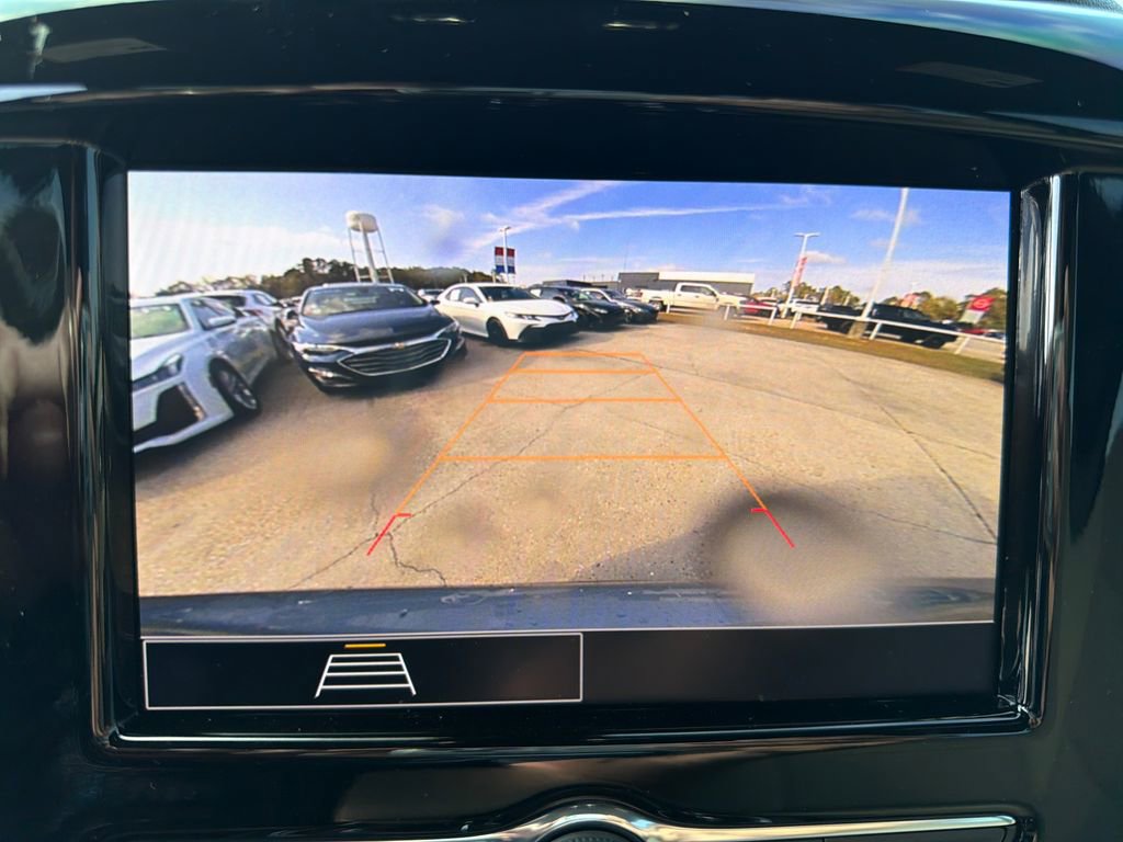 Used 2024 Chevrolet Traverse LS w/ Safety Package image 28