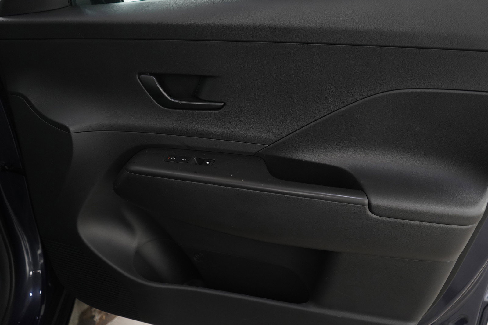 Used 2024 Hyundai Kona SEL image 9