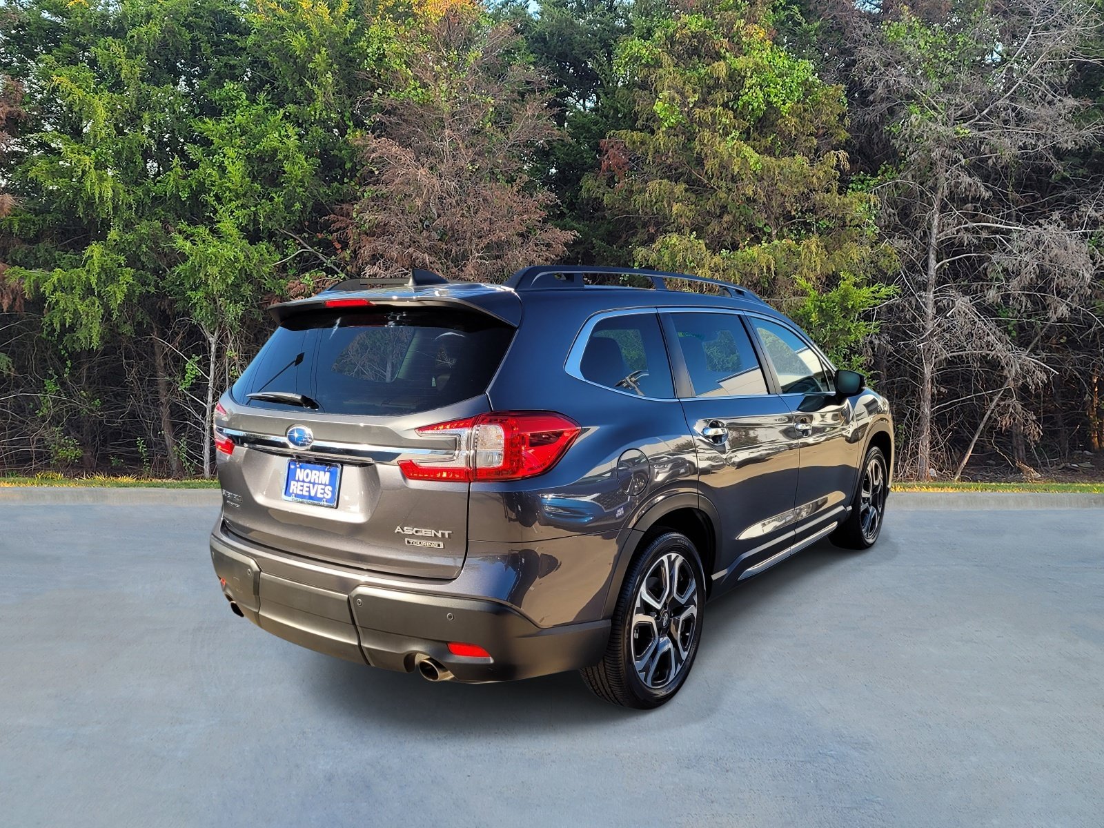 Used 2025 Subaru Ascent Touring w/ Popular Package #2 AWD/4WD image 17