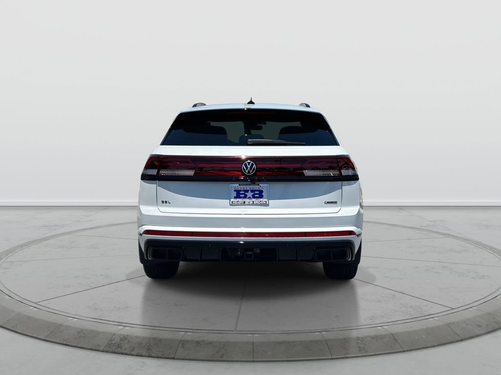 Used 2026 Volkswagen Atlas Cross Sport SEL R-Line AWD/4WD image 7