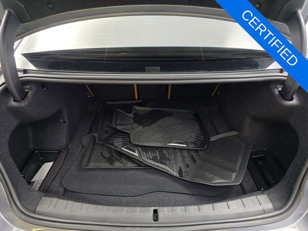 Used 2023 BMW 330i Sedan w/ Driving Assistance Package image 16