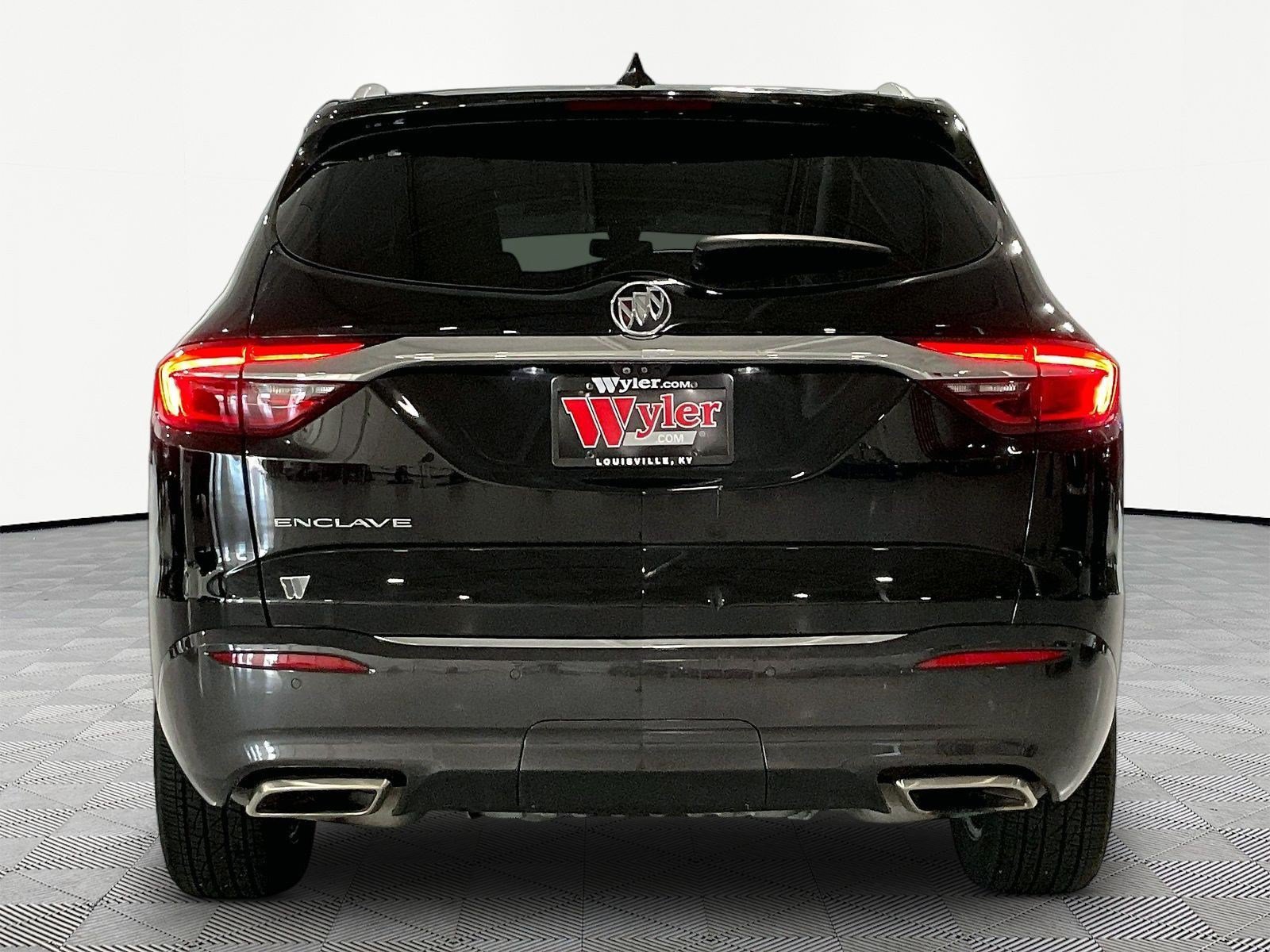 Used 2020 Buick Enclave Essence w/ Sound and Sites Package FWD image 5
