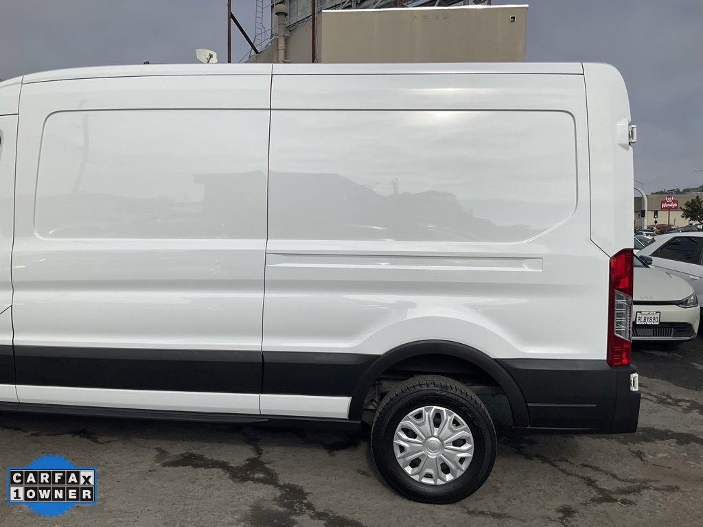Used 2022 Ford E-Transit Medium Roof image 6