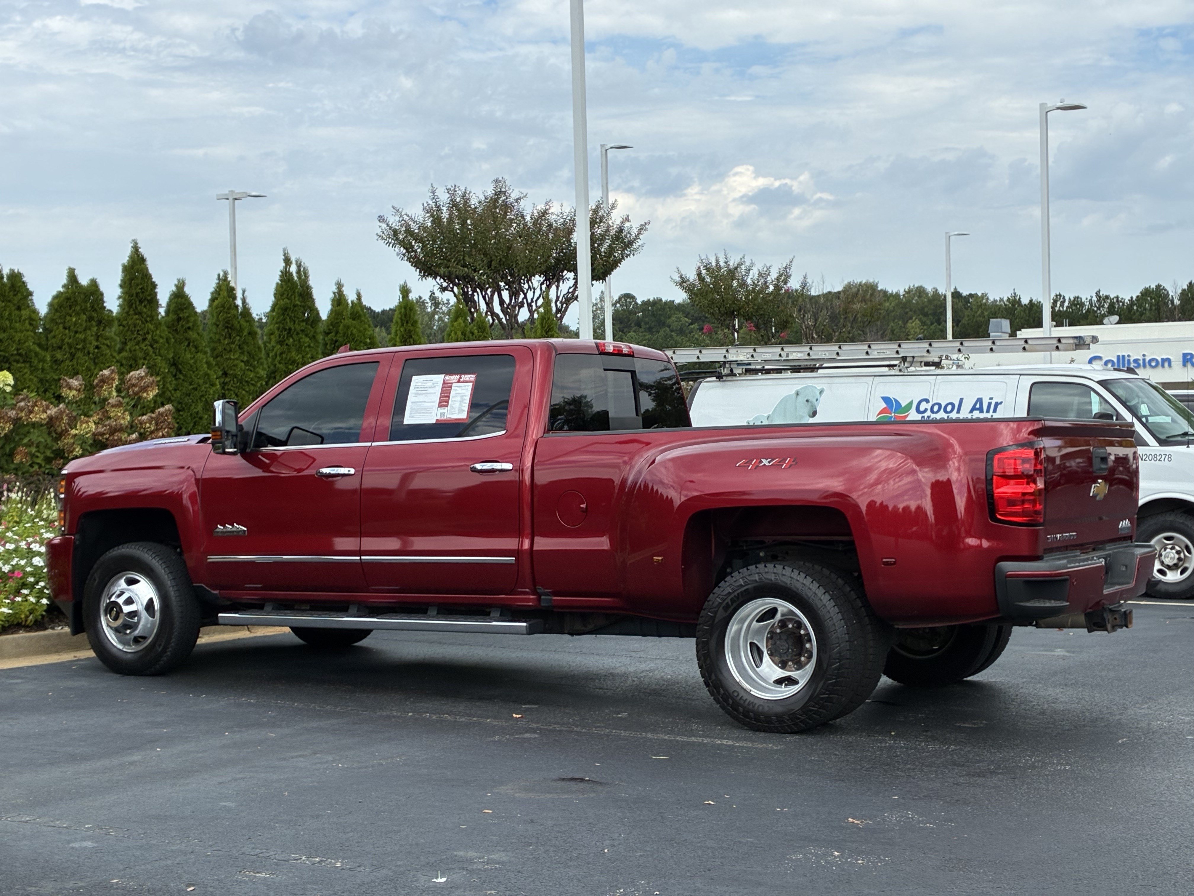 Used 2018 Chevrolet Silverado 3500 High Country w/ Duramax Plus Package AWD/4WD image 11