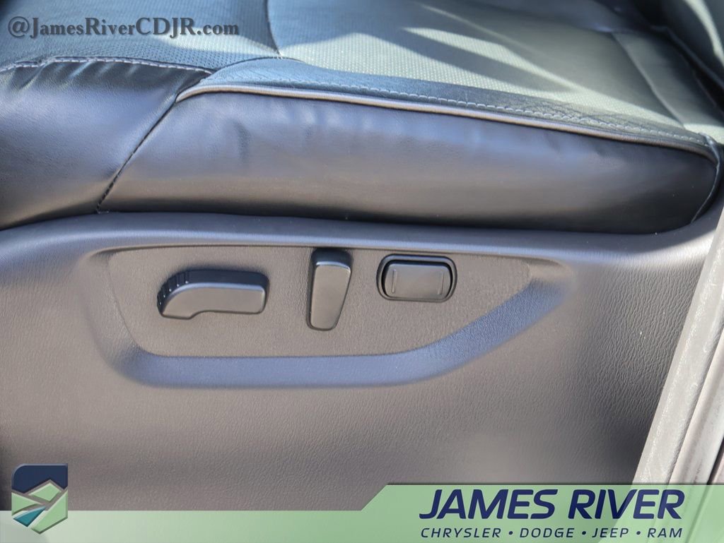 Used 2024 INFINITI QX80 Luxe image 25