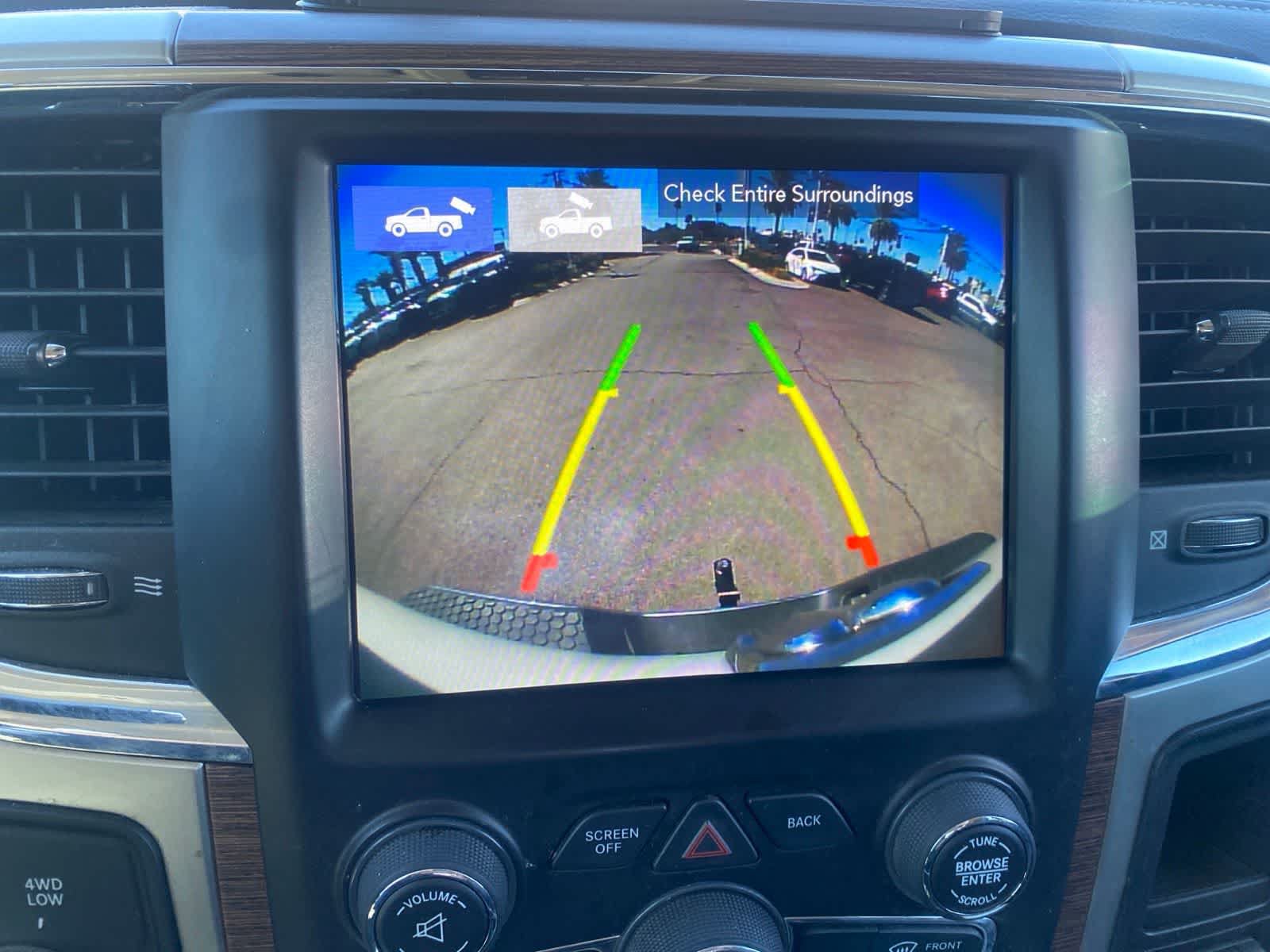 Used 2018 RAM 2500 Laramie w/ Off Road Package AWD/4WD image 16