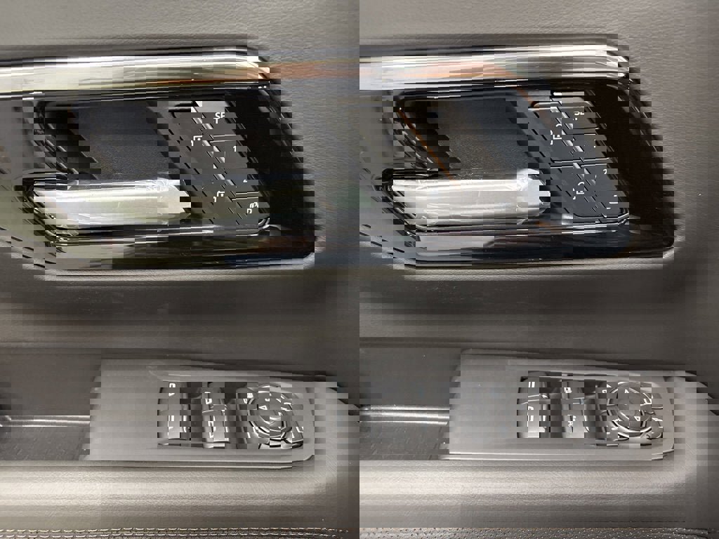 New 2026 Chevrolet Suburban High Country w/ Sun And Tow Package image 14