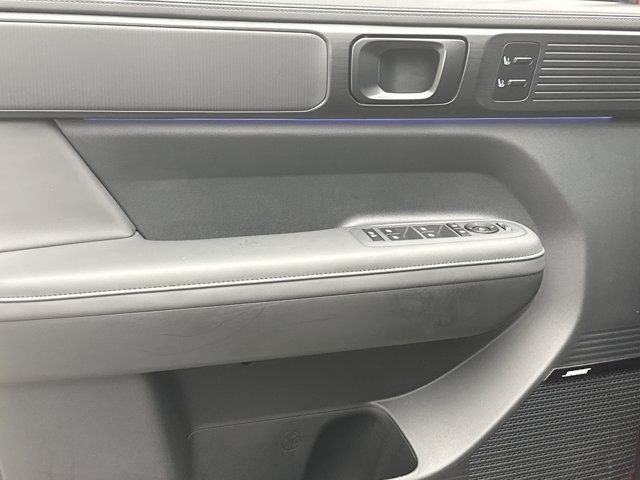 Used 2026 Hyundai Santa Fe Calligraphy AWD/4WD image 9