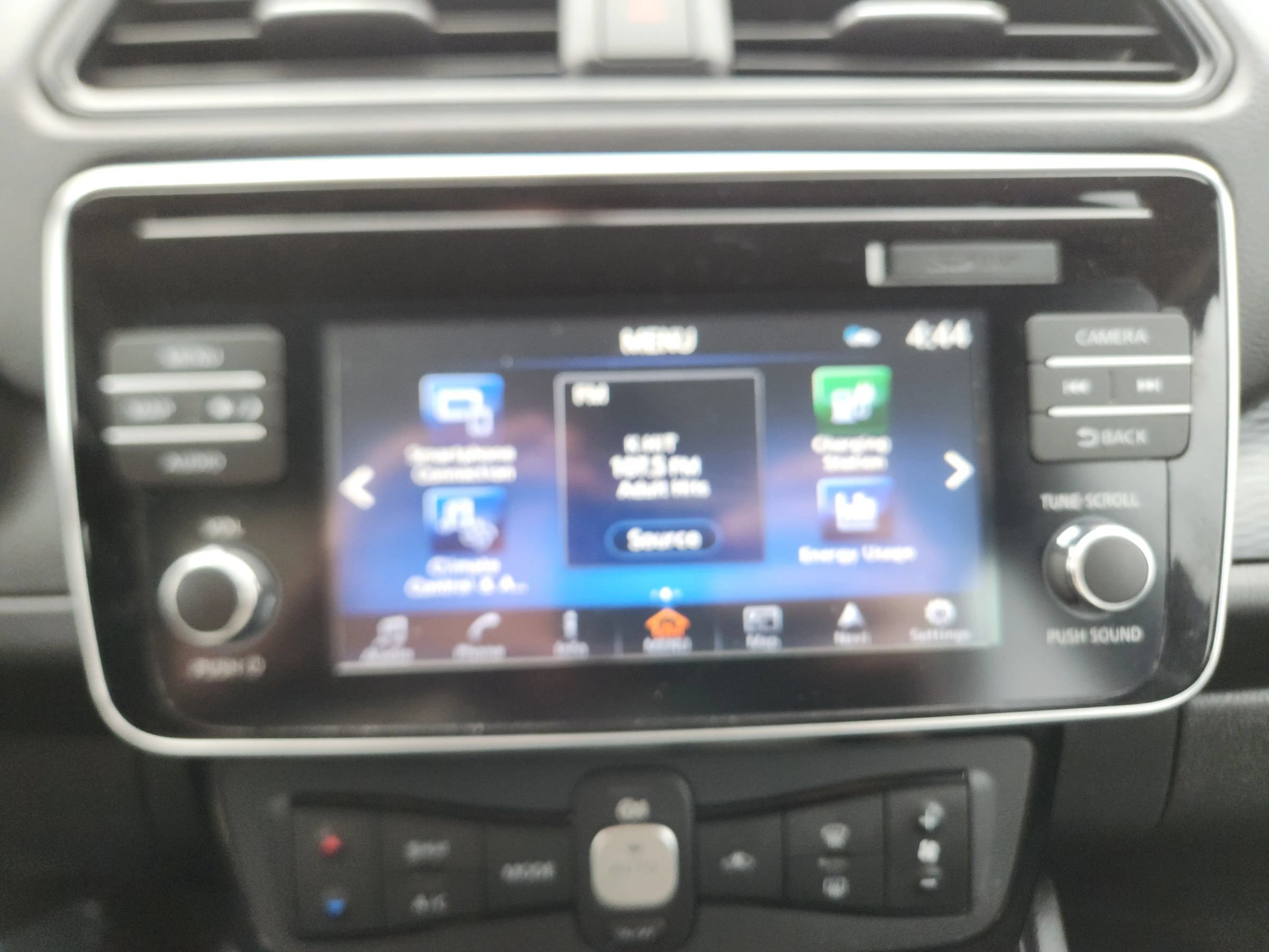 Used 2018 Nissan Leaf SV FWD image 38