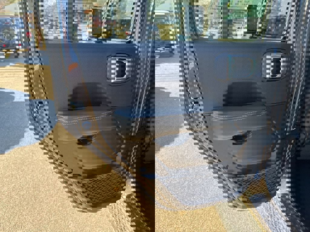 New 2026 Jeep Wrangler Sahara image 24