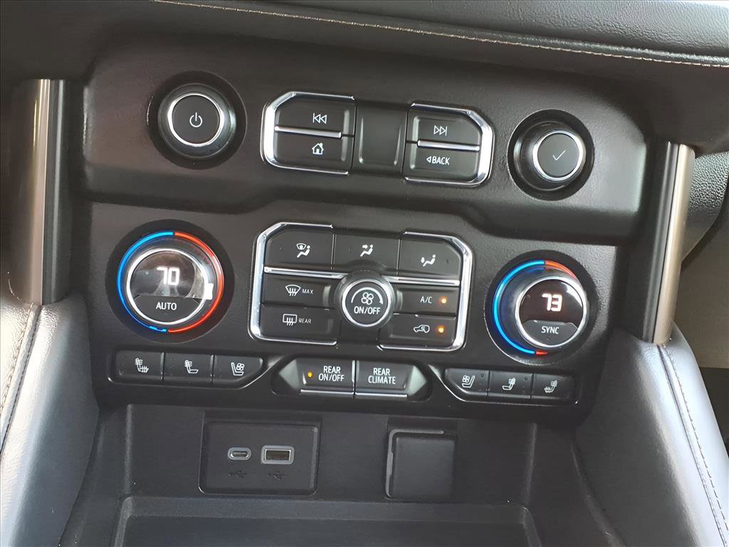 Used 2021 Chevrolet Suburban High Country image 17