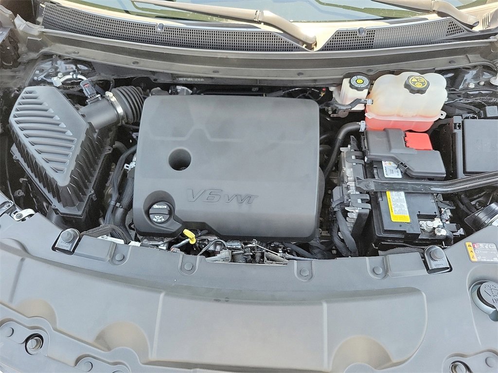 Used 2022 Chevrolet Traverse LS image 28