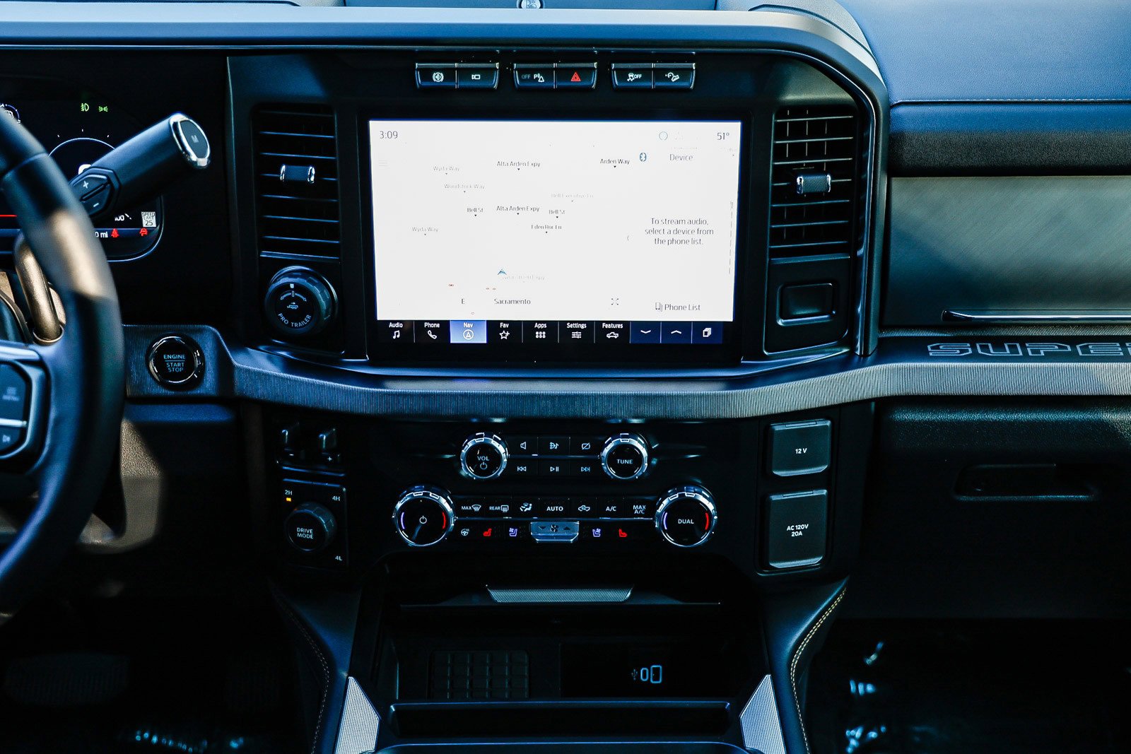 Used 2024 Ford F450 Platinum w/ FX4 Off-Road Package image 11