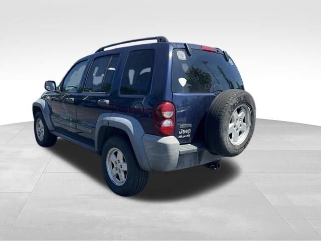 Used 2007 Jeep Liberty Sport AWD/4WD image 5