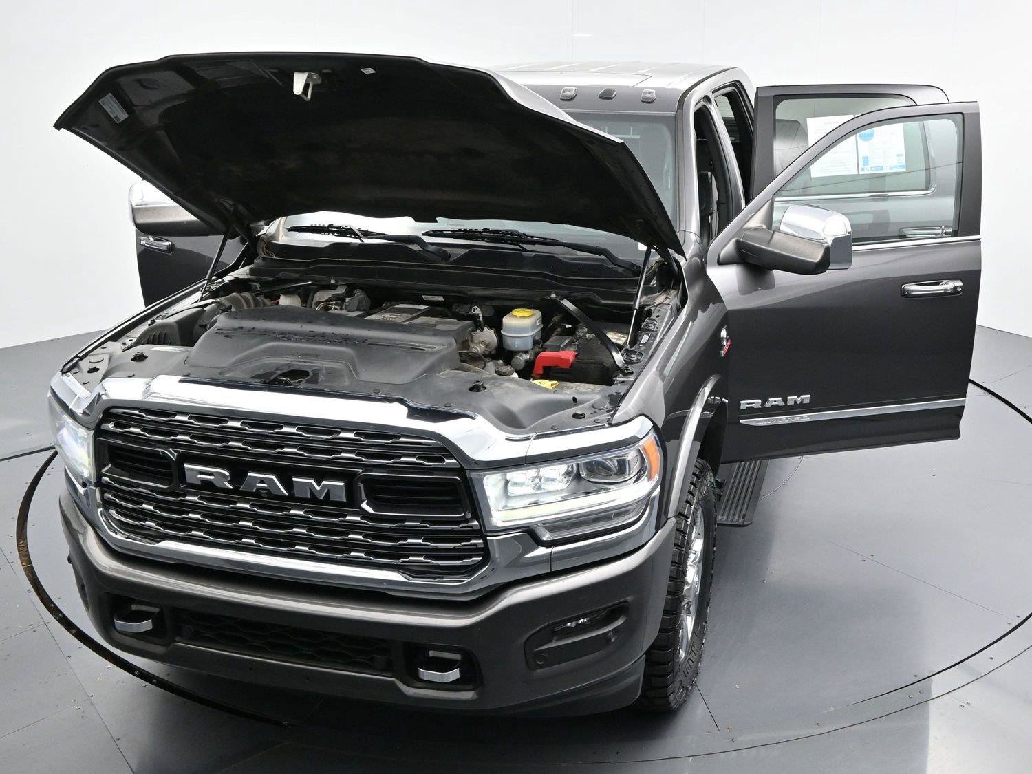 Used 2020 RAM 2500 Limited AWD/4WD image 45